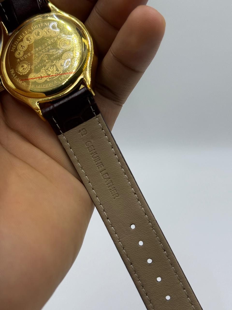 Rounded Gold Vintage Automatic Watch For Men